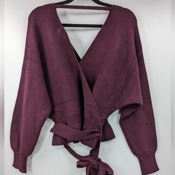 NWT LULU'S Faux Wrap Belted Dolman Sweater - Picture 8 of 8